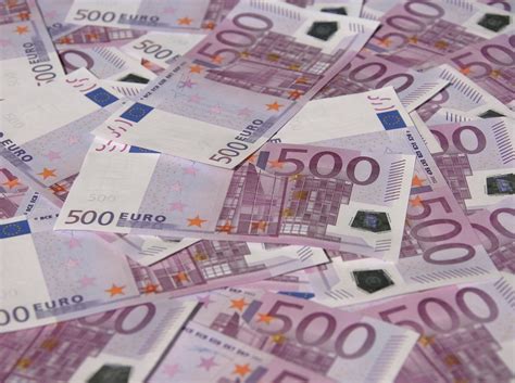 The police in a statement on tuesday said a fake 500 euro banknotes with serial number p04148355088 may have been circulated after an exchange office employee operating in lefkosa. 500 euro 'Bin Laden banknote' removed from circulation by ...