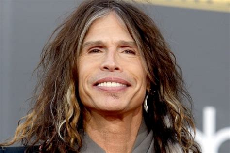 Aerosmith Singer Steven Tyler Quits American Idol To Concentrate On His