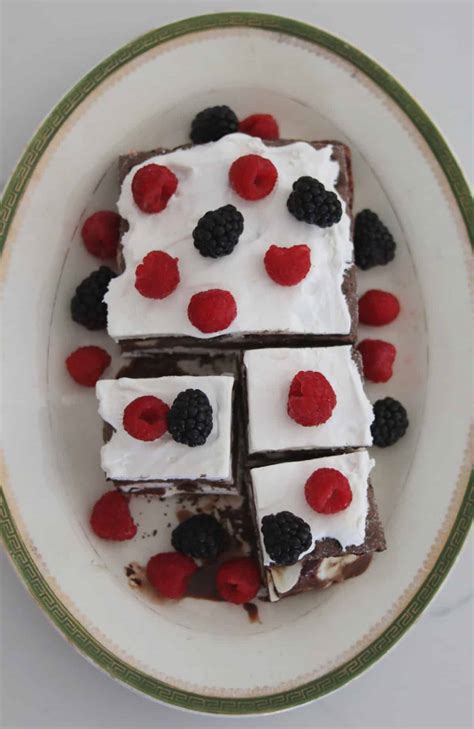 5 Ingredient Fudge Ice Cream Bar Ice Box Cake Simple Nourished Living