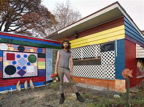 15 Photos That Capture Real Life on the Streets of Detroit Today