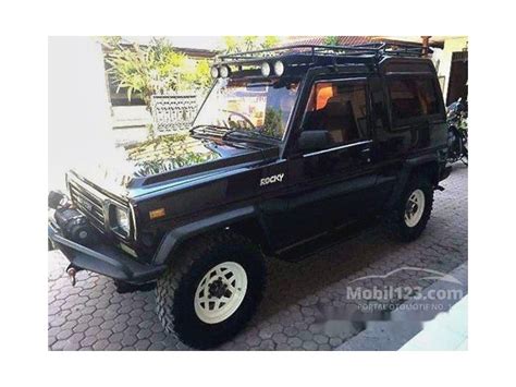 Bicara harga daihatsu rocky, pabrikan cuma memberi kisaran rp 214,2 juta hingga rp 236,1 juta. Jual Mobil Daihatsu Taft 1997 Rocky 2.8 di Jawa Barat ...