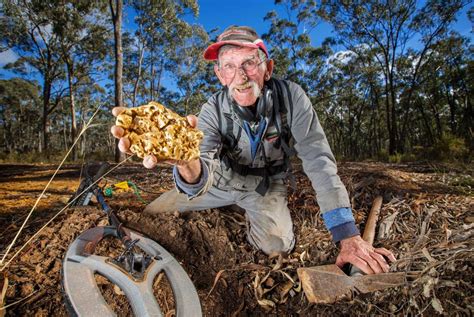 We did not find results for: 68 year-old Australian prospector with his 7.12 pound gold ...