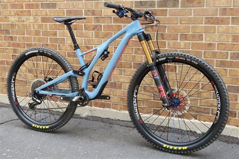 2019 Specialized Stumpjumper Expert 29 Carbon Altitude Bicycles