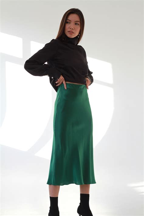 Green Silk Skirt Green Satin Modest Fashion Fashion Outfits