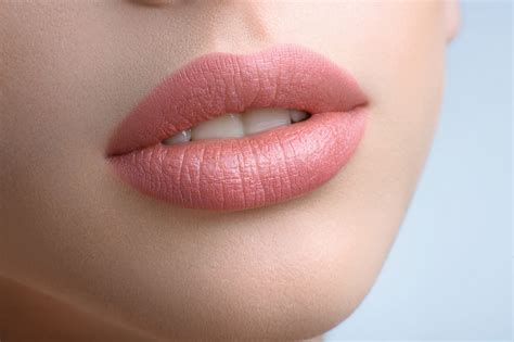 Preenchimento Labial como ter lábios mais bonitos Santini Odontologia