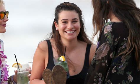 Lea Michele Hits The Beach In Hawaii With Her Gal Pals Lea Michele Just Jared