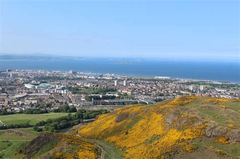 Hiking Arthur's Seat | The Edinburgh To-Do List, What to ...