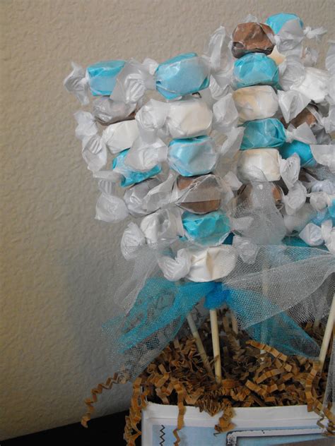 To prepare for this celebration, you need to look for some interesting decorating ideas to make you and your friends' baby shower be different or even be perfect. Baby Shower Favors To Make | Party Favors Ideas