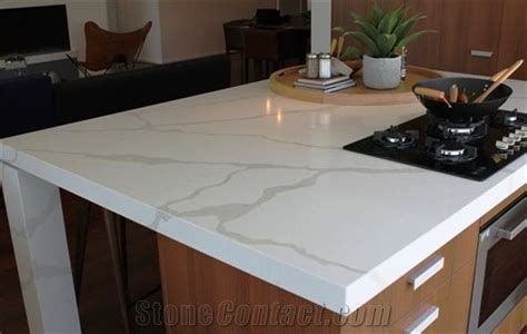 You are looking into having quartz stone for your kitchen countertop, or if you have already decided on it then you have made a great decision. Amazing Luxury Calacatta Gold Quartz Stone Kitchen ...