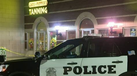 Off Duty Officer Finds Hidden Cameras Inside Chili Peppers Tanning Salon In Shelby Township