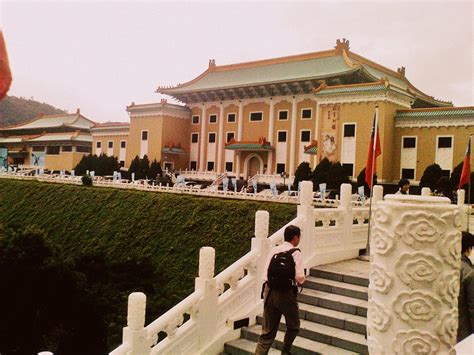 Wander Girl National Palace Museum