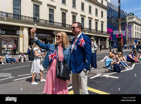 London Uk 2 June 2022 Revellers Take Selfies At The Start Of 4 Day Celebrations To Mark Her