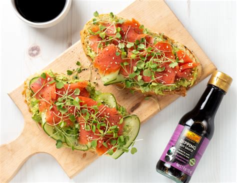 Smoked salmon cream cheese recipe if you're looking for a breakfast recipe that's quick and easy for one of those super busy mornings, keep it waves of smoked salmon folded into fluffy scrambled eggs finished off with a peppery salad cress hit this dish is the best way to enjoy your eggs in the. Smoked Salmon Cress Breakfast Recipes - Smoked Salmon And ...