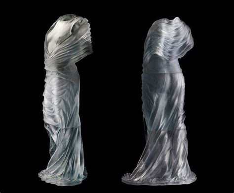 These Sculpted Glass Dresses By Karen La Monte Blow My Mind Arte En Cristal Arte En Vidrio