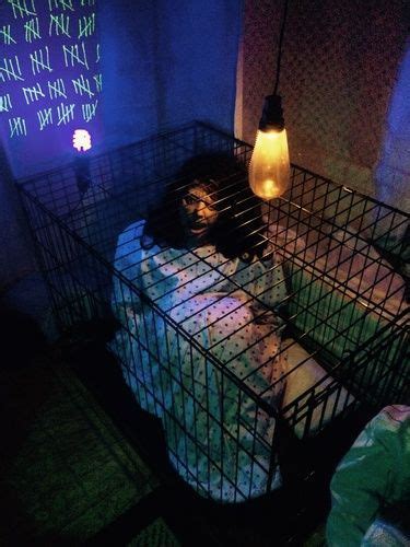 Check out these small house pictures and plans that maximize both function and style! 129 World`s Insanest Scary Halloween Haunted House Ideas ...