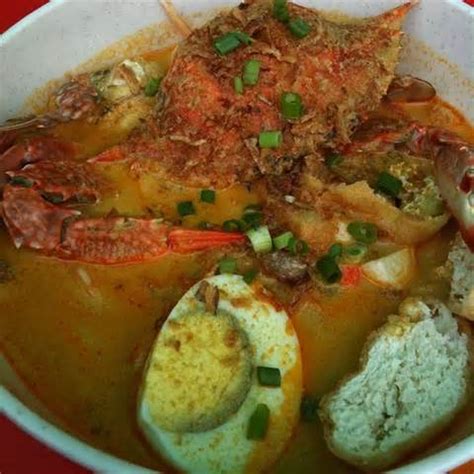 Selalunya, mee kari ini disediakan kepada tetamu atau boleh didapati di kedai. Rosniena:Setiap Bicara Penuh Bermakna: Ketam Haram!!