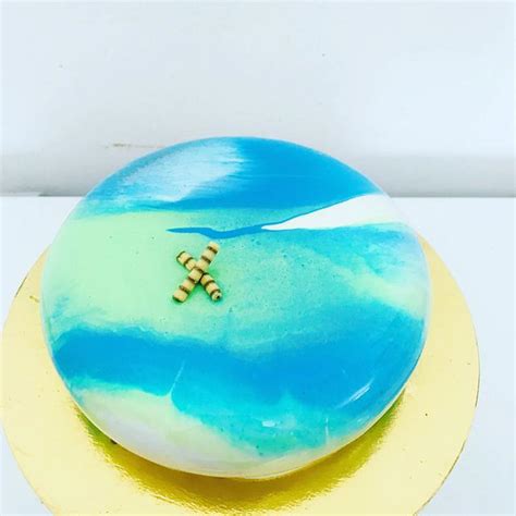 Mousse Cakes Decorated Cake By Samyukta Cakesdecor