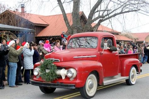 Whos Ready For Christmas Vintage Trucks Christmas Love Christmas