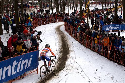UCI announces 14 of 16 rounds for 2021-22 Cyclo-cross World Cup series