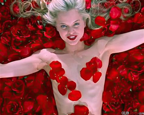 Hot Mena Suvari Nude Scenes From American Beauty Remastered And