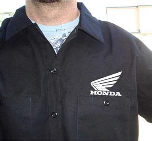 Brisbane based industrial designers, mechanics and tinkerers steve barry and leo yip are the driving force behind ellaspede custom motorcycles and the. Honda VTX1800C Motorcycle T Shirt Biker (9 Sizes) on PopScreen