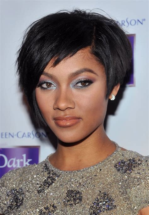 8 Astounding Short Natural Hairstyles For Black Women With Round Faces