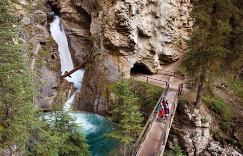 Hiking Trails In Banff Canmore Waterton And Jasper To Try This Summer