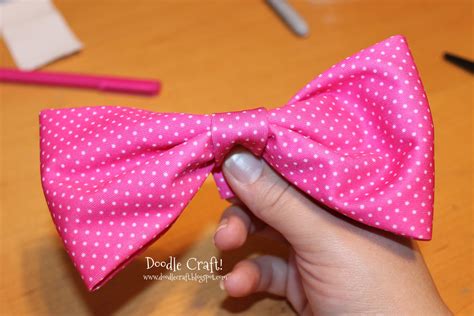 Doodlecraft Another No Sew Polka Dot Hair Bow