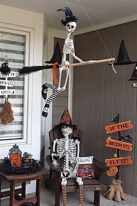 44 Hilarious Skeleton Halloween Decor Ideas Digsdigs