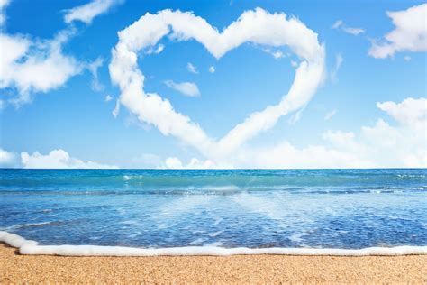 Valentines Day Cruise Heart Cloud Beach Wallpaper
