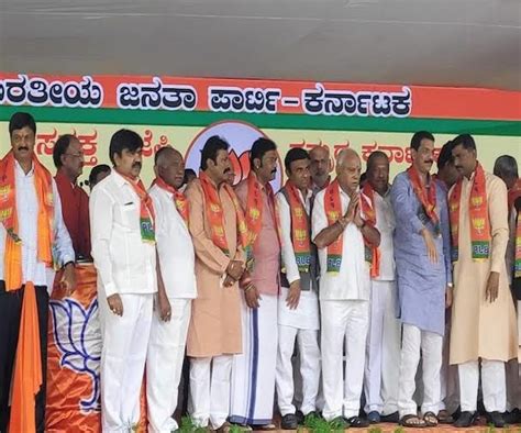 Karnataka 16 Of 17 Disqualified Mlas Join Bjp 13 Get Tickets Newsclick