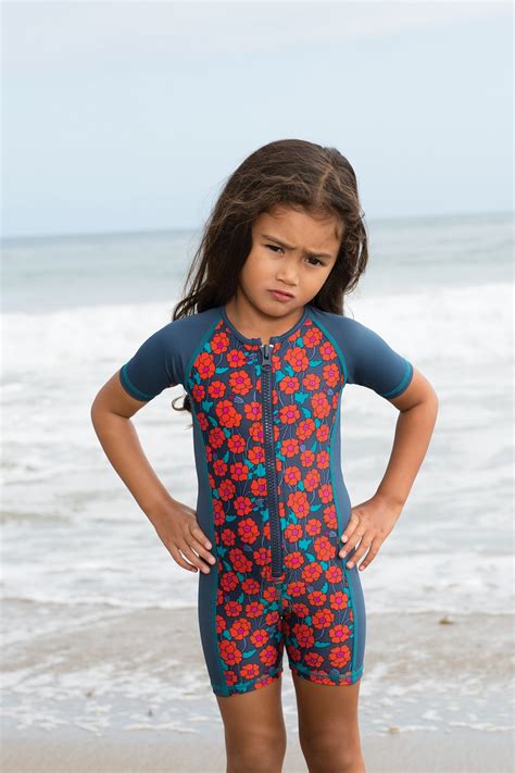 Latest styles of women's casual cotton dresses/summer outfits/women's daily fashion. Little Marc Jacobs beachwear for summer 2014 - Fannice Kids Fashion