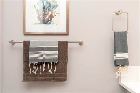 11 towel rack ideas for your bathroom