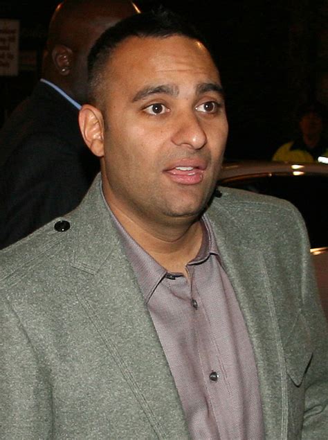 Sold by odd bookworm and ships from amazon fulfillment. Russell Peters - Wikipedia