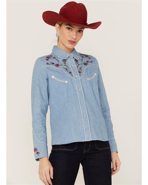 These Scully Women S Chambray Floral Embroidered Yoke Snap Western