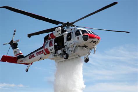 Sikorsky Y United Rotorcraft Entregan Tres Helicópteros Firehawk® A Las