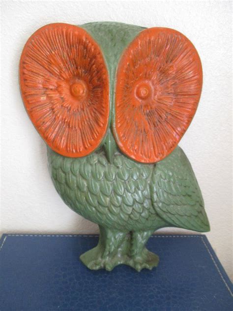 Vintage Owl Wall Hanging Retro Owl Sculpture Pea Green And Etsy Owl Wall Art Owl Wall Hanging
