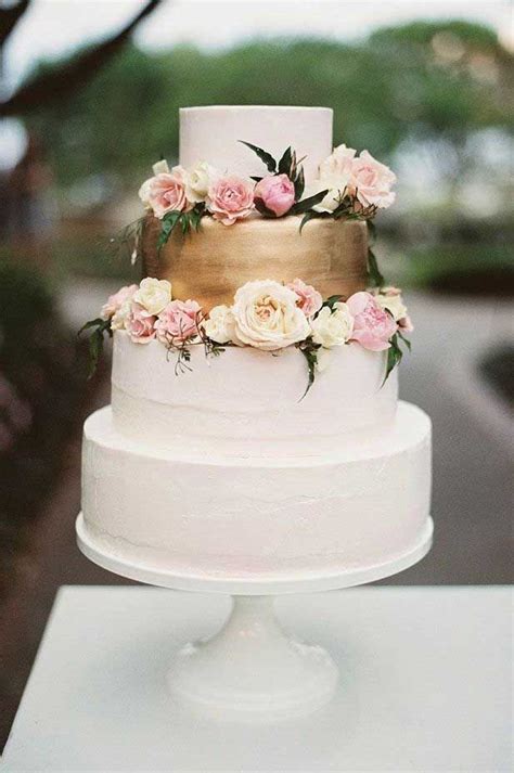 the most beautiful wedding cakes that will have your wedding guests attention beautiful