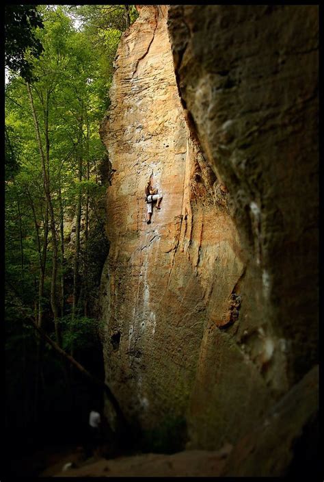 Red River Gorge Nm Usa Solo Climbing Rock Climbing Outfit Rock