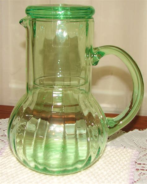 Farm Girl Pink ~vintage Water Decanter With The Handle