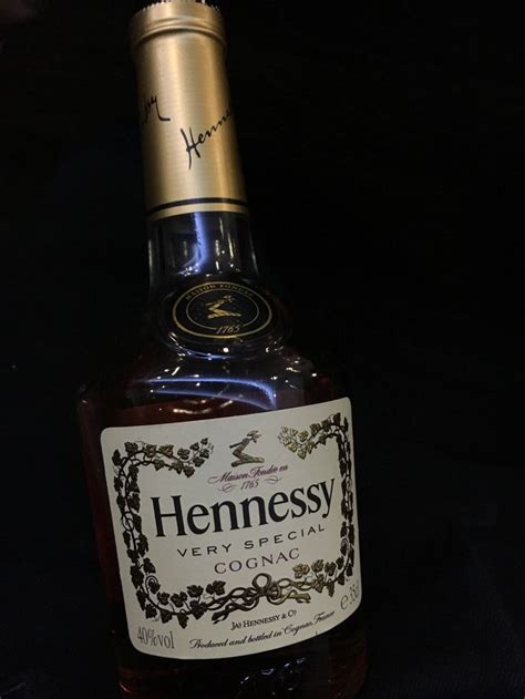 Taytrue Hennessy Bottle Hennessy Very Special Cognac Alcohol Aesthetic