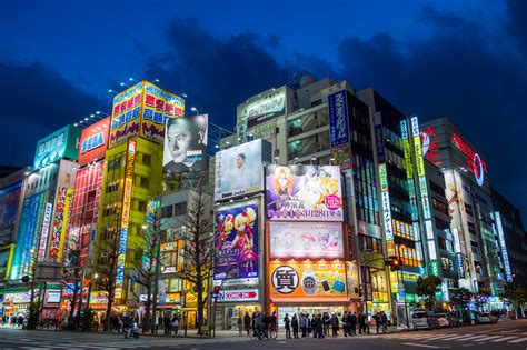 What to Do in Akihabara: Get Electric in this Electronic ...