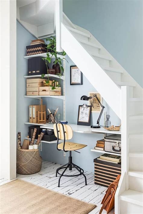 16 Clever Small Space Ideas To Steal From Ikea Bureau Sous Escalier