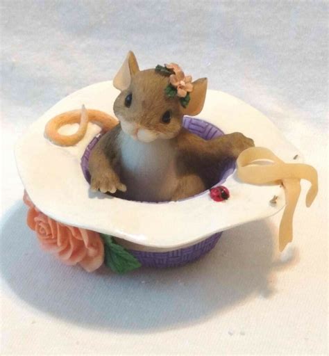 Cancer is one of most idealistic signs. Charming Tails "I'll Be Right Here For You" (Mouse [SpEd ...