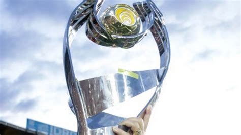 Arribó a los 19 años y procedente de fortaleza ceif en el que jugó 3 temporadas del torneo betplay. Liga Betplay Trofeo - Liga Betplay nuevo Logo: Lista la ...
