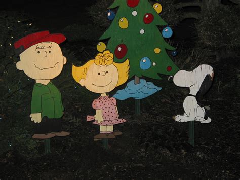Peanuts Characters Christmas Yard Decorations