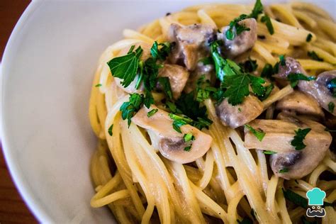 Top 38 imagen receta de espagueti con crema de champiñones Abzlocal mx