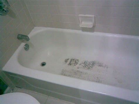 Whink rust stain remover easily removes rust stains from porcelain sinks, bathtubs, and toilet bowls with no scrubbing. hot-7