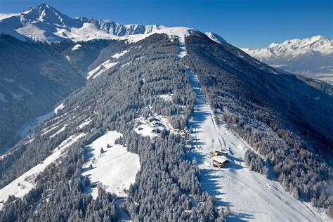 Skiing Innsbruck A Guide To The Vibrant Mountain City
