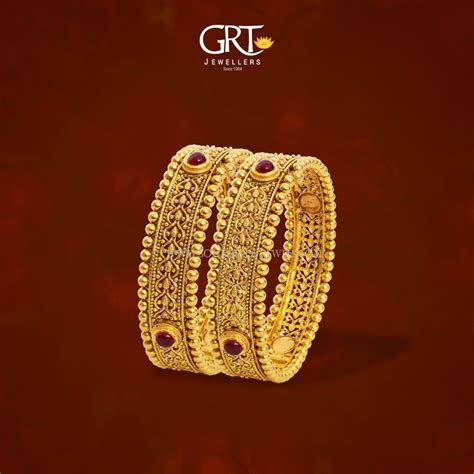 22k Gold Antique Bangles From Grt South India Jewels